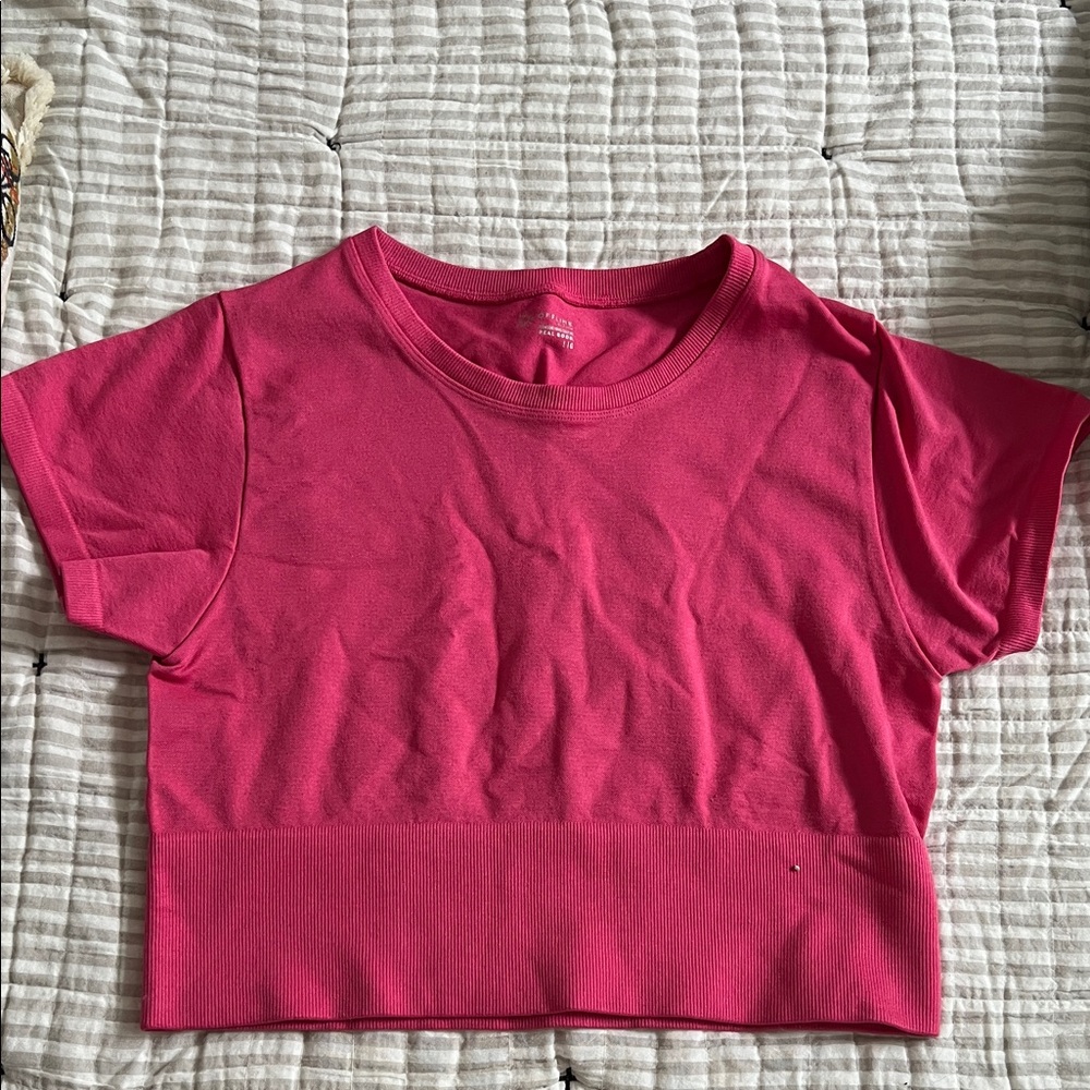 Aerie Fuchsia Crew Neck Tee